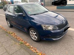 Gebraucht 2015 Skoda Fabia Kleinwagen | 4.500 €