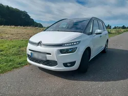Weiß Gebraucht 2014 Citroën C4 Picasso Van / Kleinbus | 7.400 € (Etwas zu teuer)