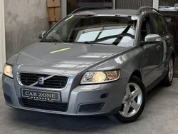 Grau Gebraucht 2007 Volvo V50 Kinetic Kombi | 5.890 €