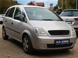 Silber Gebraucht 2003 Opel Meriva Basis Van / Kleinbus | 1.490 € (Fairer Preis)