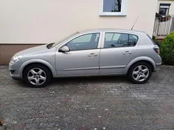 Silber Gebraucht 2008 Opel Astra Limousine | 3.800 € (Fairer Preis)
