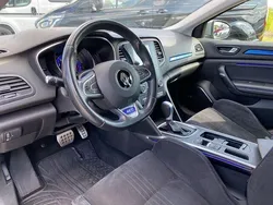 Schwarz Gebraucht 2018 Renault Mégane IV GT Limousine | 14.380 € (Fairer Preis)