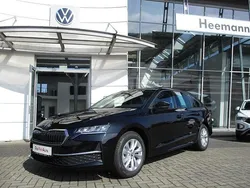 Schwarz Neu 2024 Skoda Octavia Selection Kombi | 28.990 € (Superpreis)