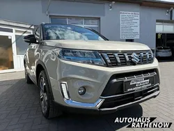 Beige Gebraucht 2022 Suzuki Vitara Comfort+ SUV | 24.900 € (Teuer)