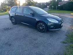 Blau Gebraucht 2012 Ford Focus Trend Limousine | 3.800 € (Guter Preis)