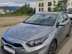 Grau Gebraucht 2024 Kia Ceed 2 Limousine | 17.990 € (Superpreis)