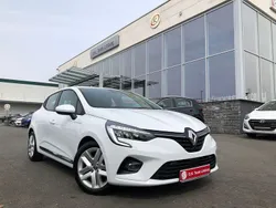 Weiß Gebraucht 2021 Renault Clio V Business Limousine | 14.999 € (Fairer Preis)