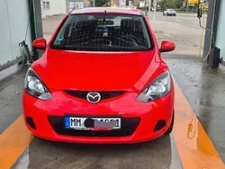 Rot Gebraucht 2008 Mazda 2 Limousine | 3.950 € (Fairer Preis)