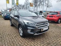 Grau Gebraucht 2017 Ford Kuga Cool & Connect SUV | 17.190 € (Etwas zu teuer)