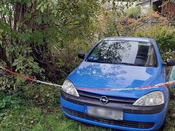 Blau Gebraucht 2001 Opel Corsa Kleinwagen | 600 €