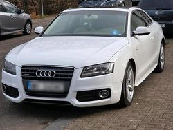 Weiß Gebraucht 2012 Audi A5 Coupé | 7.000 €