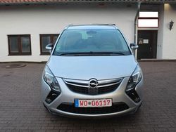Silber Gebraucht 2016 Opel Zafira Tourer Innovation Van / Kleinbus | 6.500 € (Superpreis)