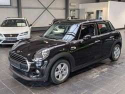 Schwarz Gebraucht 2018 Mini Cooper Kleinwagen | 11.900 € (Fairer Preis)