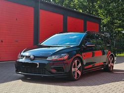 Schwarz Gebraucht 2017 VW Golf VII R Kombi | 23.450 €