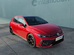 Rot Gebraucht 2024 VW Golf VIII GTI Limousine | 43.650 € (Fairer Preis)
