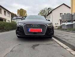 Schwarz Gebraucht 2017 Audi e-tron Design SUV | 17.600 € (Fairer Preis)
