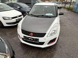 Weiß Gebraucht 2015 Suzuki Swift Comfort Limousine | 4.950 € (Guter Preis)