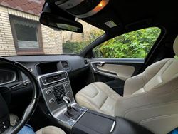 Schwarz Gebraucht 2014 Volvo V60 Business Edition Kombi | 8.500 € (Fairer Preis)