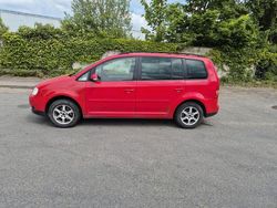 Rot Gebraucht 2006 VW Touran Goal Van / Kleinbus | 2.220 € (Fairer Preis)