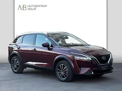 Rot Gebraucht 2023 Nissan Qashqai N-Connecta SUV | 24.450 € (Guter Preis)