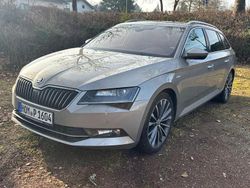 Beige Gebraucht 2016 Skoda Superb LAURIN & KLEMENT Limousine | 14.900 € (Fairer Preis)