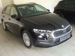 Schwarzmagic perleffekt Gebraucht 2023 Skoda Octavia Kombi | 29.950 € (Fairer Preis)