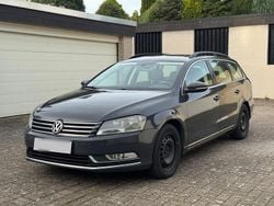 Grau Gebraucht 2012 VW Passat Comfortline Kombi | 3.450 €