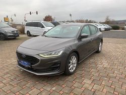 Grau Gebraucht 2022 Ford Focus Limousine | 14.500 € (Fairer Preis)