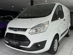 Weiß Gebraucht 2014 Ford Transit Custom Trend Van / Kleinbus | 10.490 € (Superpreis)