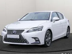 Lexus CT200h
