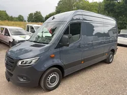 Grau Gebraucht 2024 Mercedes Sprinter Van | 39.800 € (Superpreis)