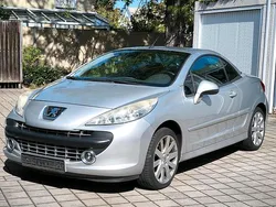 Silber Gebraucht 2009 Peugeot 207 CC Cabrio | 1.950 € (Teuer)