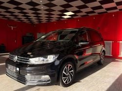 Schwarz Gebraucht 2018 VW Touran Van / Kleinbus | 16.990 € (Guter Preis)