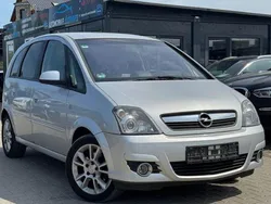 Silber Gebraucht 2006 Opel Meriva Cosmo Van / Kleinbus | 2.990 € (Teuer)