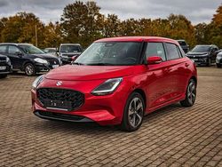 Burning red pearl metallic Gebraucht 2024 Suzuki Swift Comfort+ Kleinwagen | 16.555 € (Fairer Preis)