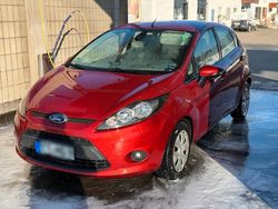 Rot Gebraucht 2009 Ford Fiesta Kleinwagen | 2.500 € (Fairer Preis)