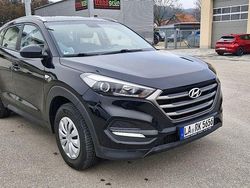 Schwarz Gebraucht 2017 Hyundai Tucson SUV | 12.900 € (Guter Preis)