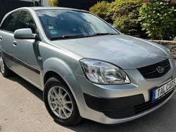 Silber Gebraucht 2005 Kia Rio 4 Limousine | 3.499 € (Guter Preis)