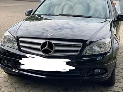 Schwarz Gebraucht 2009 Mercedes C200 Limousine | 8.200 € (Etwas zu teuer)