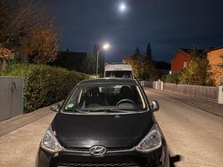 Schwarz Gebraucht 2016 Hyundai i10 Kleinwagen | 6.900 € (Fairer Preis)