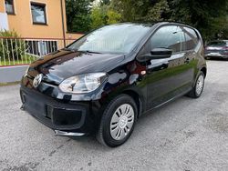 Schwarz Gebraucht 2013 VW up! Kleinwagen | 4.800 € (Etwas zu teuer)