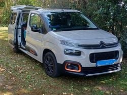 Beige Gebraucht 2022 Citroën Berlingo Feel Van / Kleinbus | 22.300 € (Guter Preis)