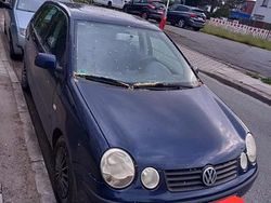 Blau Gebraucht 2003 VW Polo Kleinwagen | 400 €
