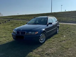 Blau Gebraucht 2005 BMW 318 Kombi | 2.499 € (Fairer Preis)