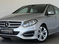 Silber Gebraucht 2016 Mercedes B200 Urban Van / Kleinbus | 15.690 € (Guter Preis)