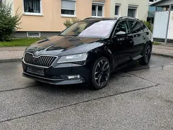 Schwarz Gebraucht 2016 Skoda Superb Kombi | 14.450 € (Guter Preis)