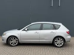 Silber Gebraucht 2005 Mazda 3 Limousine | 2.499 €