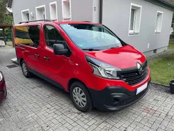 Rot Gebraucht 2016 Renault Trafic Van | 18.390 €