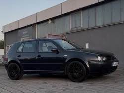 Schwarz Gebraucht 2002 VW Golf IV Kleinwagen | 3.490 € (Teuer)