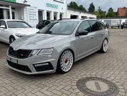 Grau Gebraucht 2018 Skoda Octavia RS Kombi | 22.990 € (Etwas zu teuer)